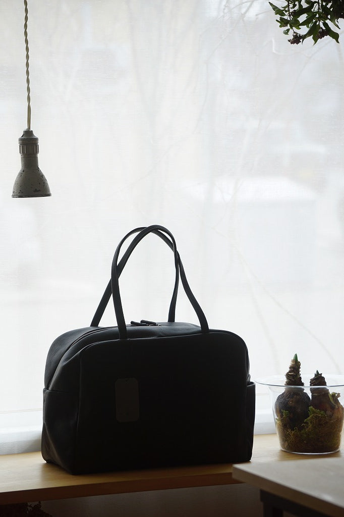 再入荷 a (アー) ボストンバッグ L ブラック – SACHET.