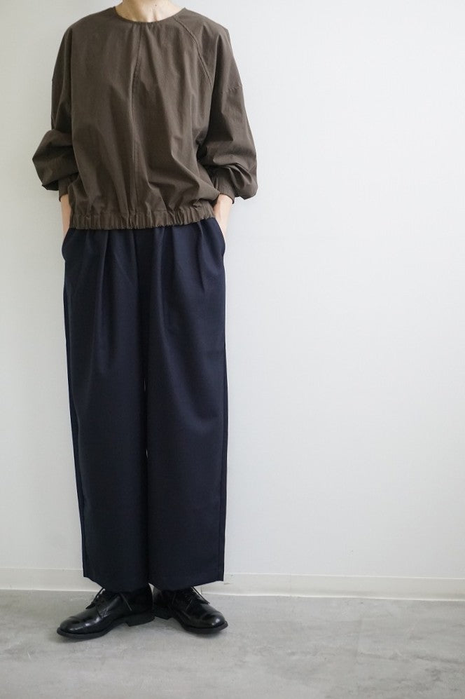 maison de soil(メゾンドソイル)　WORSTED SERGE 2TUCK WIDE EASY PANTS