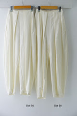 WHYTO.(ホワイト) tuck barrel pants