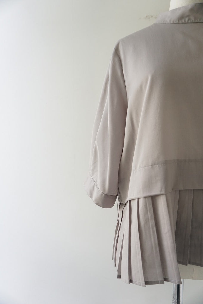 WHYTO.(ホワイト) HEM PLEATS BLOUSE