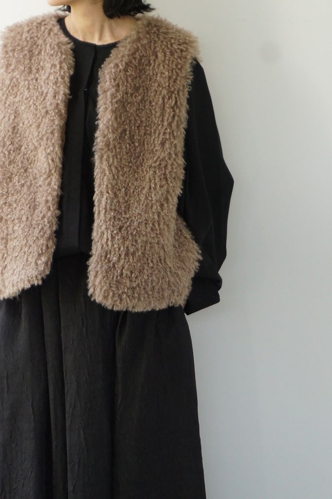 再入荷 Harriss（ハリス）ダブルニードルファーベスト