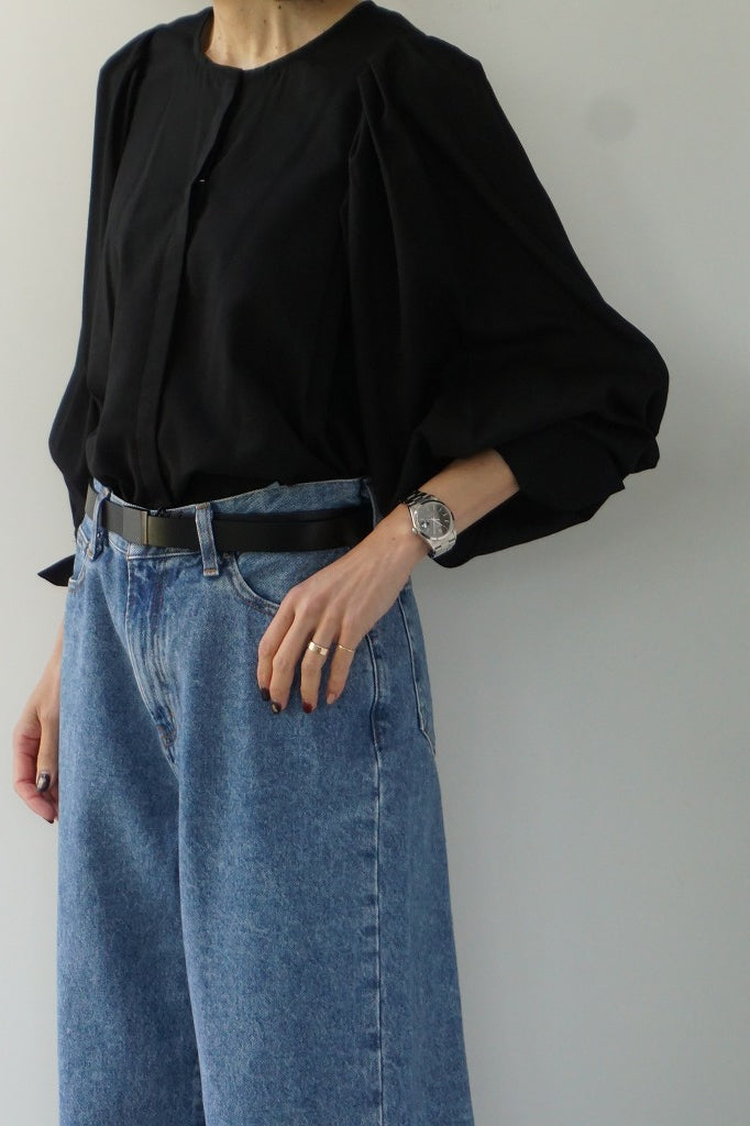 RILATO(リラ―ト)　袖ボリュームブラウス