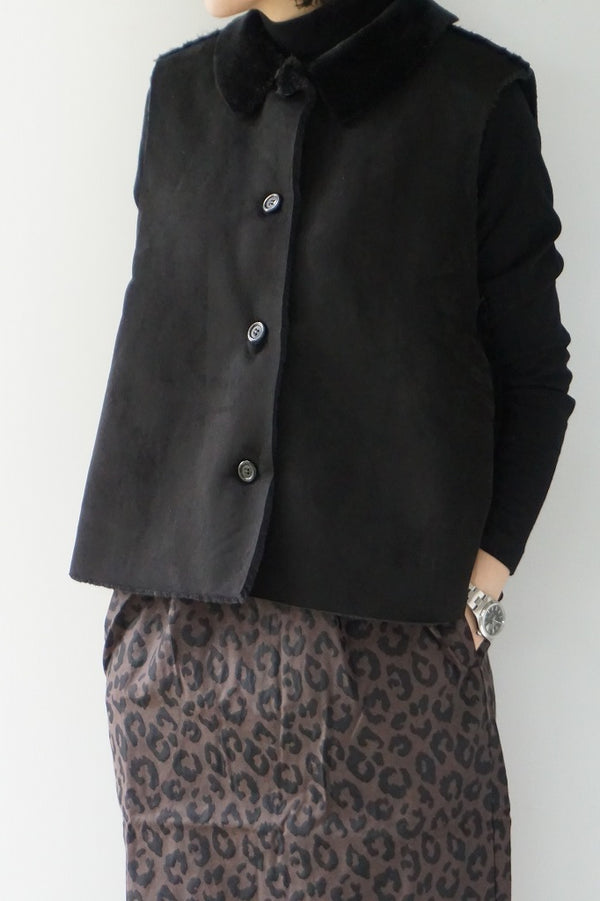 ROBE de PEAU（ローブデポー）ECO MOUTON VEST