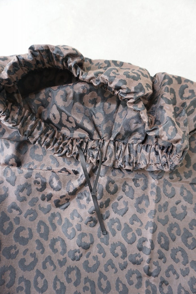 KHA:KI(カーキ)　LEOPARD STRAIGHT SKIRT