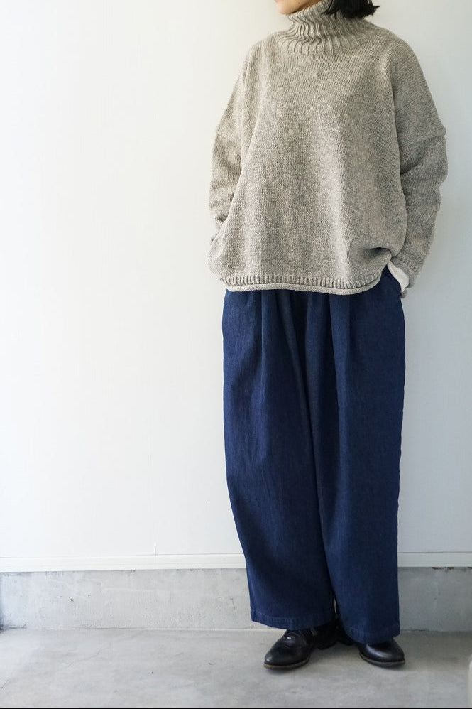 utilite(ユティリテ) ペルーハイランドウール　タートルネックプルオーバー