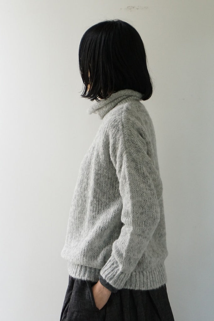 Michele＆Hoven(ミシェルアンドホーヴン) タートルニット