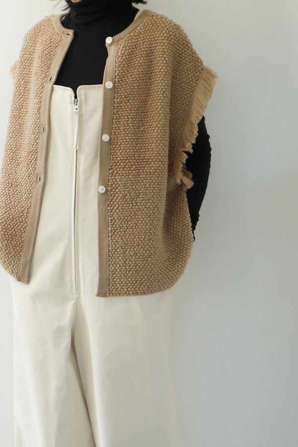 kijinokanousei（キジノカノウセイ）　hithuji　ポップコーン編みベスト