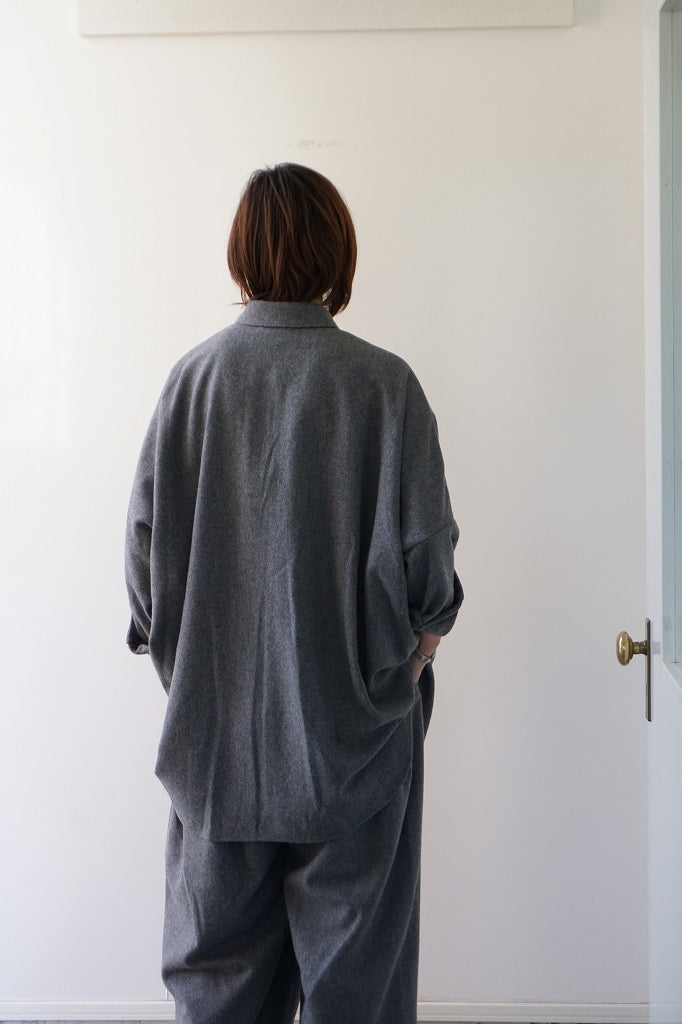 mizuiro-ind(ミズイロインド) wide shirt with pockets