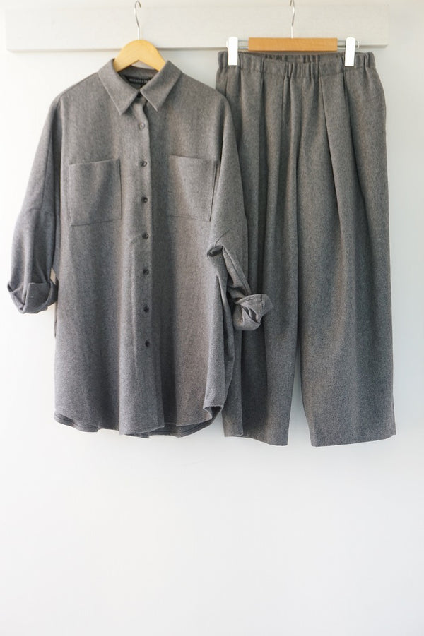 mizuiro-ind(ミズイロインド) wide shirt with pockets