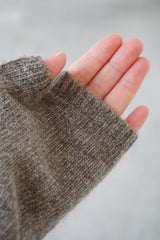 OTOR(オトル）ヤク鹿子グローブ