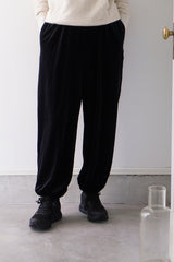 ROBE de PEAU（ローブデポー）SNOW VELOUR PANTS