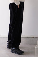 ROBE de PEAU（ローブデポー）SNOW VELOUR PANTS