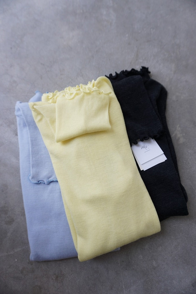 me.（ミードット）washable merino wool タートルネック