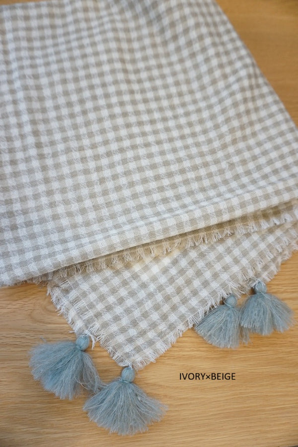 ROBE de PEAU（ローブデポー）WOOL GAUZE TASSEL STOLE – SACHET.