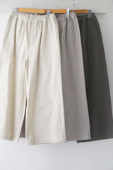 maison de soil(メゾンドソイル)　COTTON DYED TWILL EASY WIDE PANTS