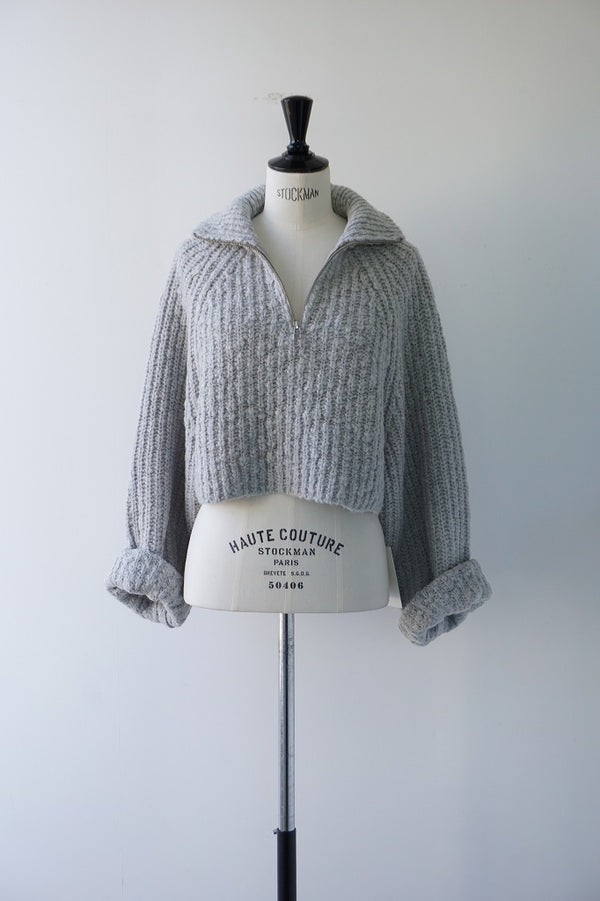 a'nuke(アンヌーク)　Short Zip Knit