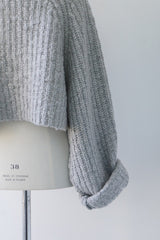 a'nuke(アンヌーク)　Short Zip Knit