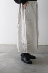 PARIS DE AOUNE(パリドゥアオウネ)　Naia heavy satin コクーンスカート