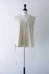 me.（ミードット）Vneck vest