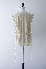me.（ミードット）Vneck vest