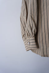 tumugu(ツムグ)　テンセルストライプ　フリルブラウス