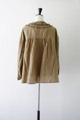 tumugu(ツムグ)　テンセルストライプ　フリルブラウス