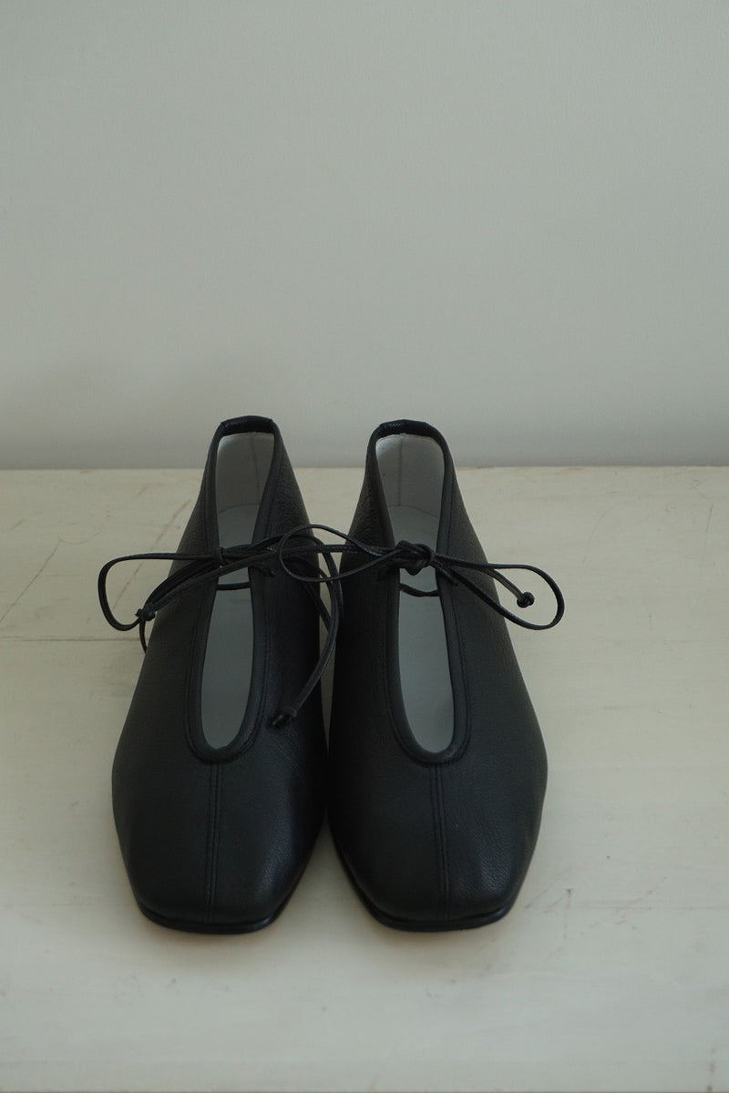 【予約商品】お届け：2025年5月下旬～SUI(スイ)　LACE UP BALLET（当店別注カラー）ー3月23日17:00までご予約受付中ー ※代引き不可