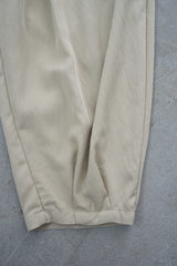 WHYTO.(ホワイト) tuck barrel pants