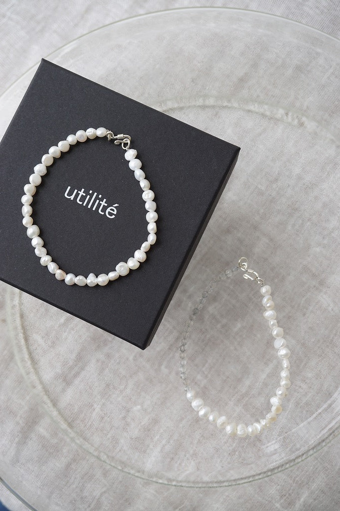 utilite(ユティリテ)　original　accesories　ブレスレット　グレー系