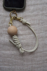 _Fot（フォート）knot　ball-hand strap  ivory