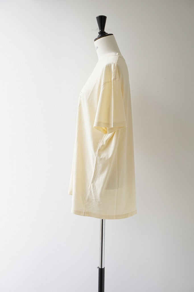 a'nuke(アンヌーク)Oversize Print T-shirts