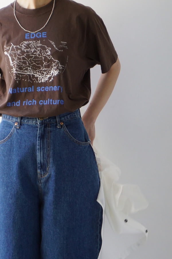 a'nuke(アンヌーク)Oversize Print T-shirts