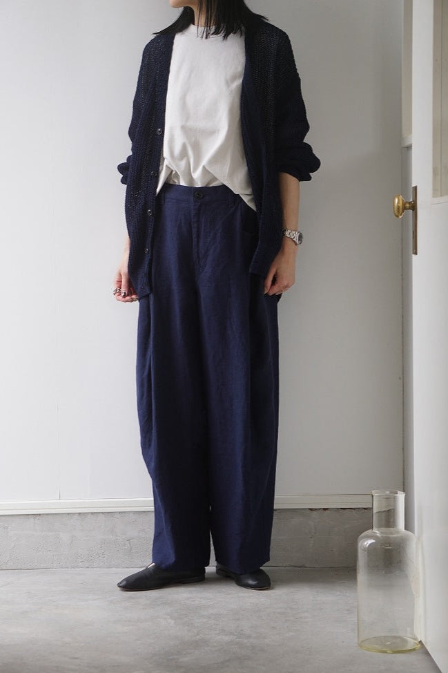 FACTORY(ファクトリー) アイリッシュリネンオーバータックパンツ　ネイビー