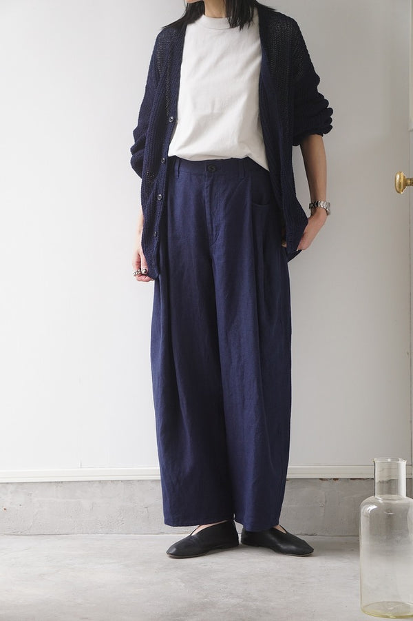 FACTORY(ファクトリー) アイリッシュリネンオーバータックパンツ　ネイビー