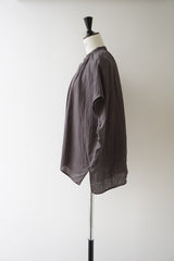 UNIVERSAL TISSU(ユニヴァーサルティシュ)　フレンチリネン　比翼明きシャーリングワイドBL