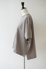 TRAVAIL MANUEL(トラバイユマニュアル) クラシック天竺スリットT　GRYBEIGE
