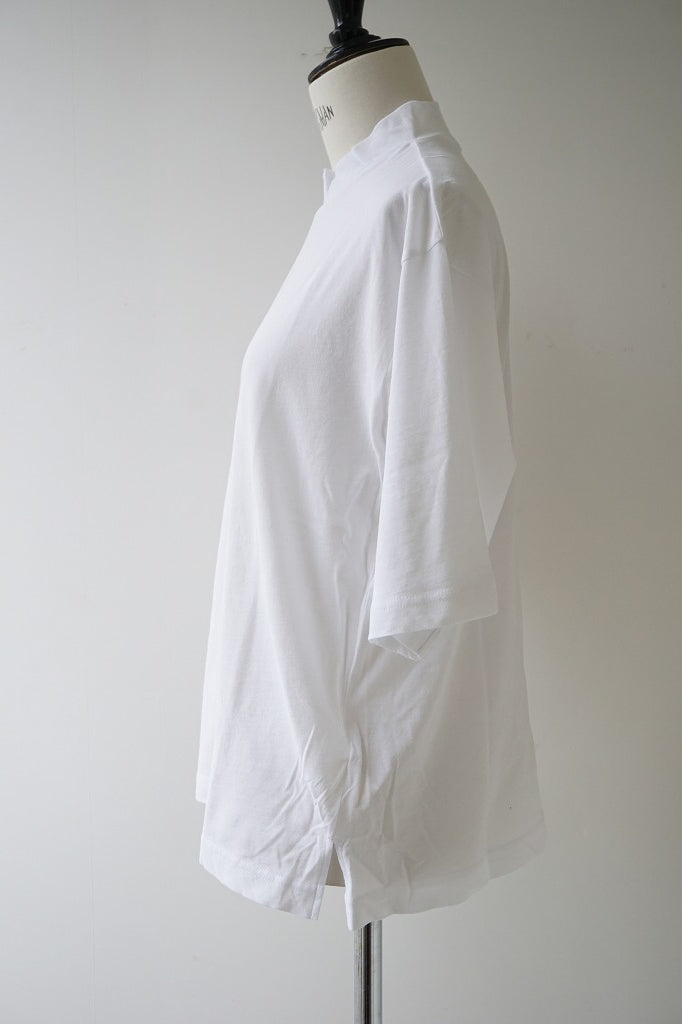 HAU(ハウ)　tops compact　neck　ホワイト