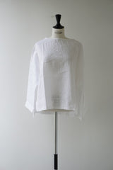TRAVAIL MANUEL(トラバイユマニュアル) タイディリネンボートネックTブラウス　WHITE