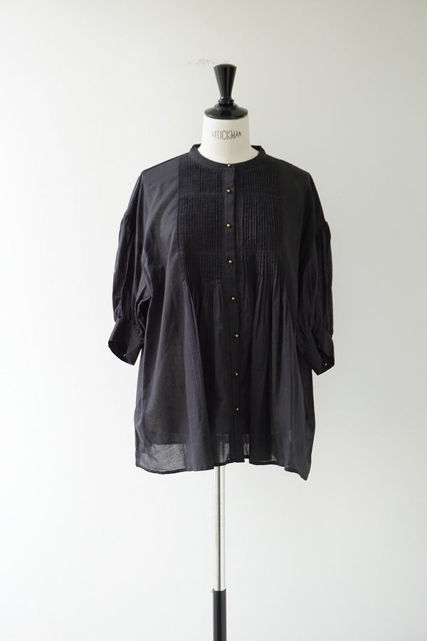 utilite(ユティリテ)cotton boil ピンタック5分袖シャツ クロ