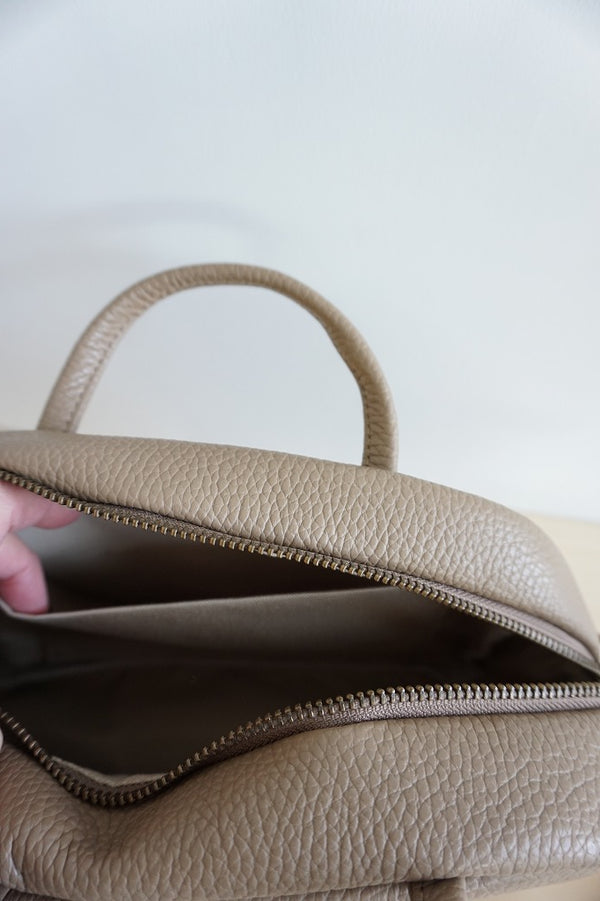 a (アー) SACHET.別注 ボストンショルダーバッグ シボブラック