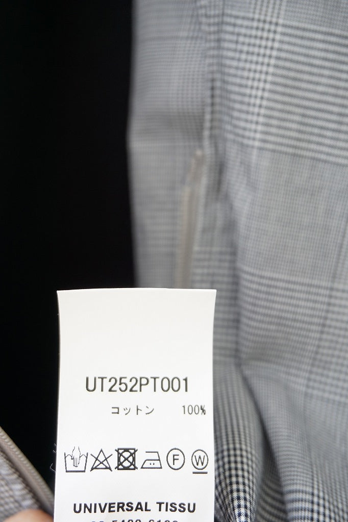 UNIVERSAL TISSU(ユニヴァーサルティシュ)ナチュラルタイプライター　ラップサロペット　クロ