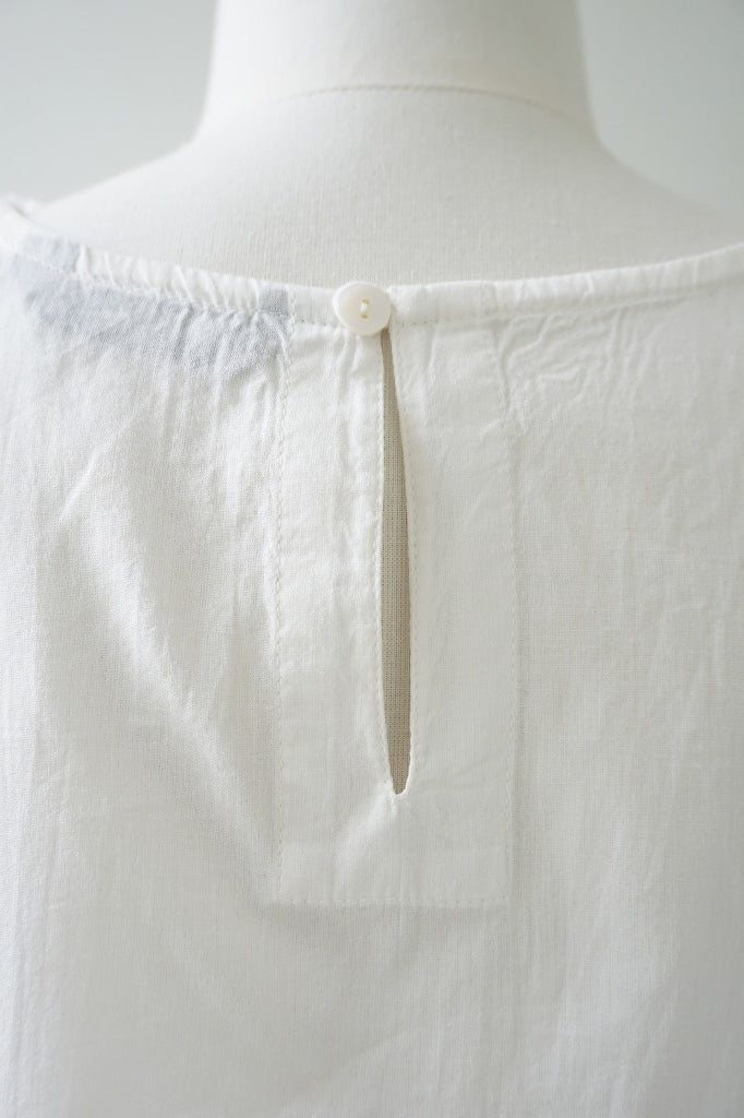 mizuiro-ind(ミズイロインド) hand cut frill N/S プルオーバー　kinari