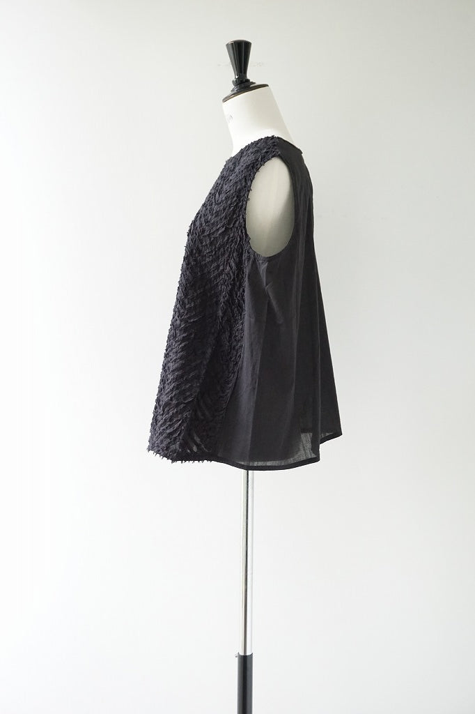 mizuiro-ind(ミズイロインド) hand cut frill N/S プルオーバー　black
