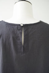 mizuiro-ind(ミズイロインド) hand cut frill N/S プルオーバー　black