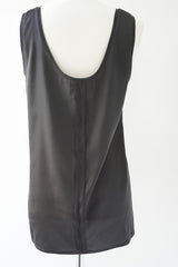 a'nuke(アンヌーク)　Satin Uneck Tops　在庫はカラーサイズ欄参照