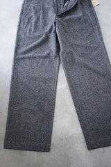 maison de soil(メゾンドソイル)　WOOL/NYRON FLANNEL ONE-TUCK TROUSERES