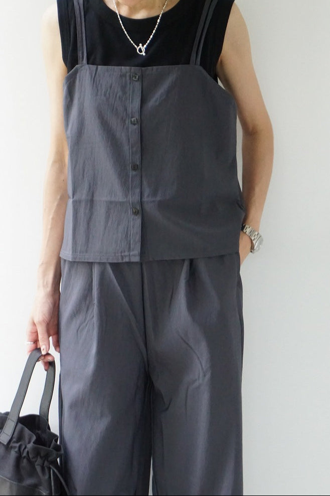 me.（ミードット）sheer satin 2WAY キャミベスト
