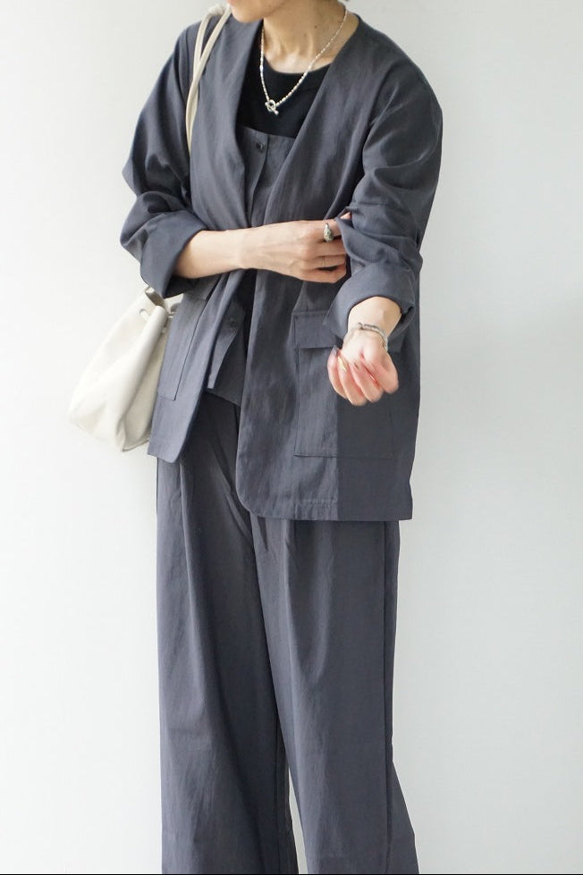 me.（ミードット）sheer satin ノーカラージャケット