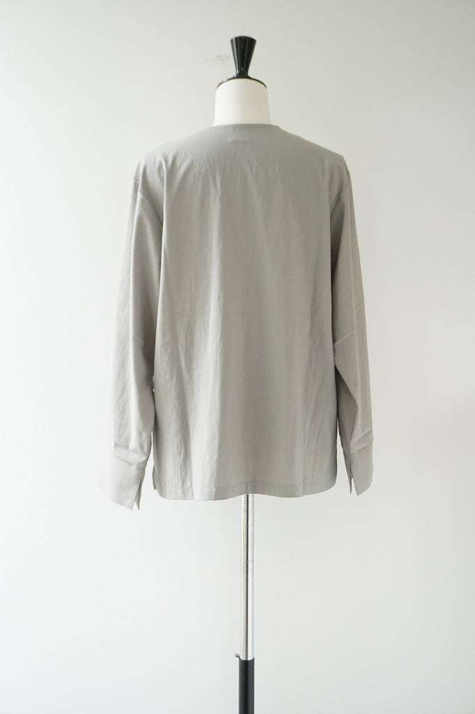 me.（ミードット）sheer satin ノーカラージャケット