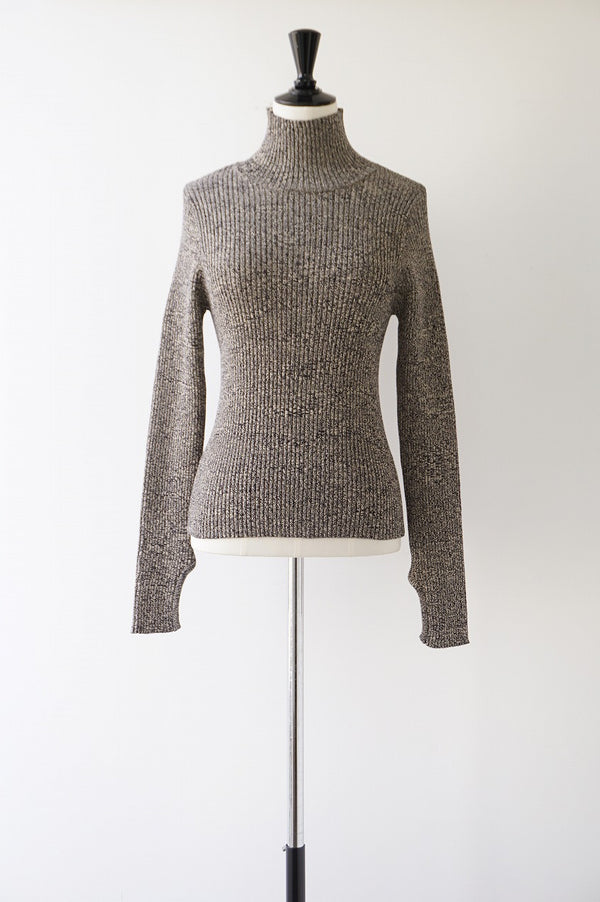 a'nuke(アンヌーク)　Slit Turtle Knit